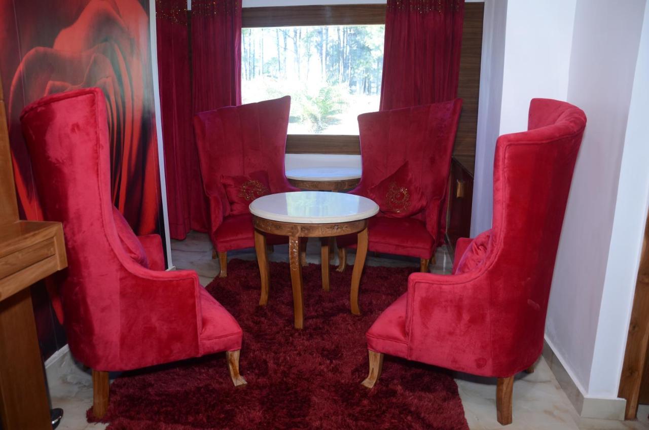 Hotel Saheb'S Castle Mcleodganj McLeod Ganj Esterno foto